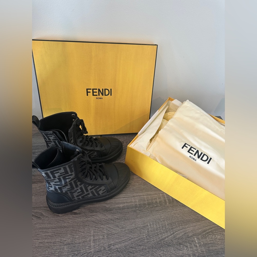 Fendi Boots-Bought from Rodeo Dr. Beverly Hills-excellent condition- size 37